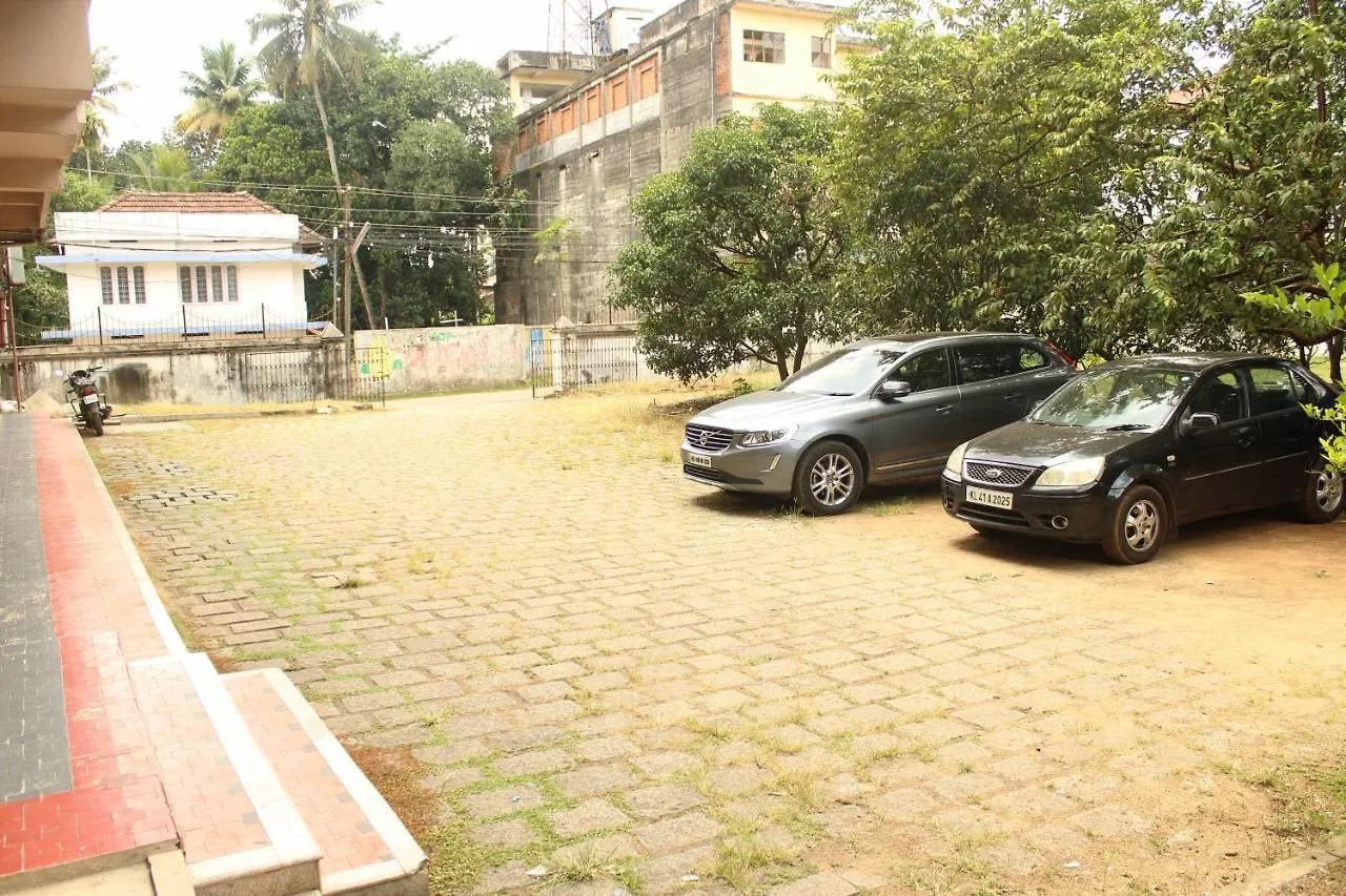 Hotel Noor Plaza à Angamaly