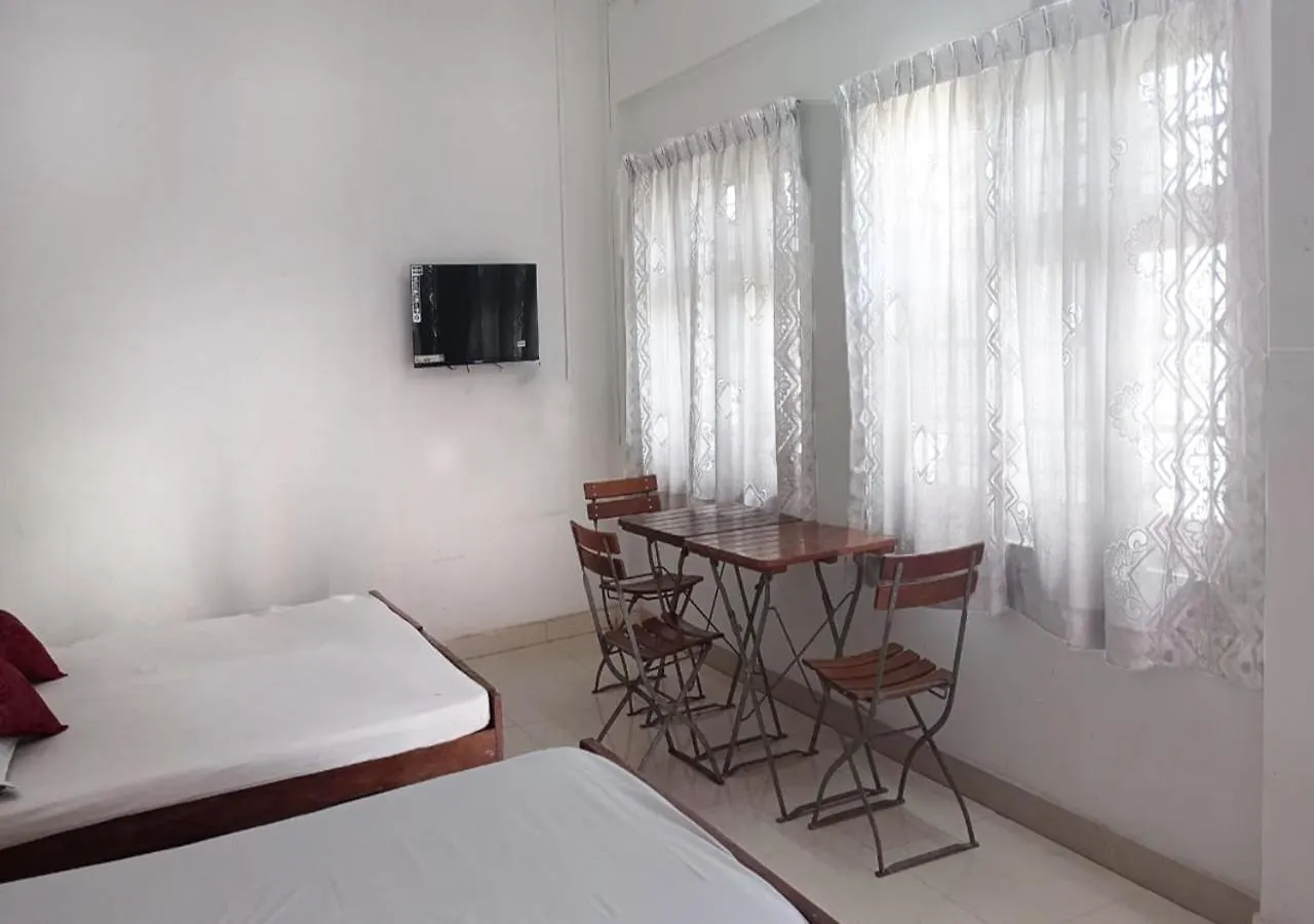 Hotel Noor Plaza à Angamaly
